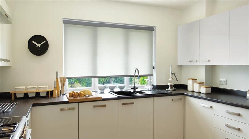 Clean Roller Blinds